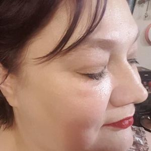 Meet your Posher, Connie